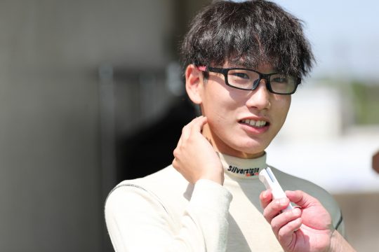 予選6位の角間光起（ELEVレーシング10V ED）