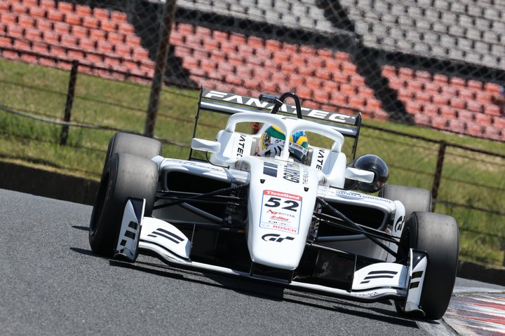 第1戦予選2位、第2戦予選4位のイゴール・オオムラ・フラガ（FANATEC-GRAN TURISMO with B-MAX）