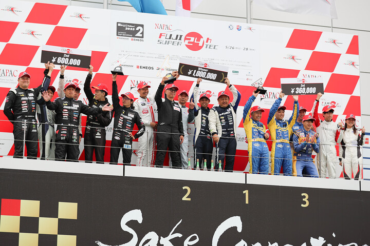 ST-4クラスの表彰式