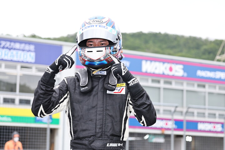 優勝した卜部和久（H・R F108）