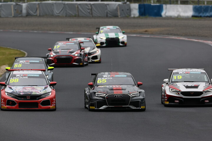 決勝レースがスタートした