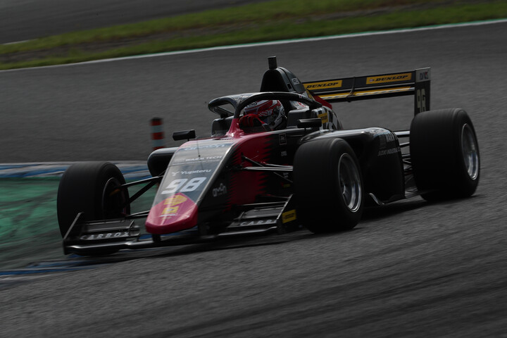 第4戦：レース9、10、11ともポールポジションの小川颯太（Bionic Jack Racing F111/3）