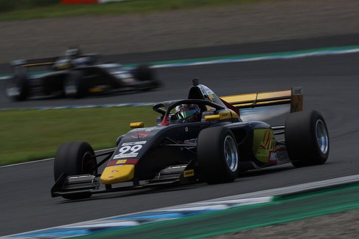 マスタークラス優勝は近藤善嗣（KUJIRA Rn-sports）