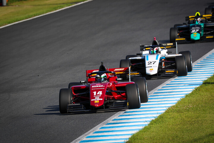 決勝3位はエンツォ・トゥルーリ（TOM'S FORMULA）