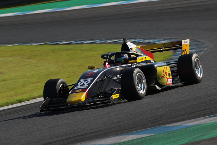 マスタークラス優勝は近藤善嗣（KUJIRA Rn-sports）