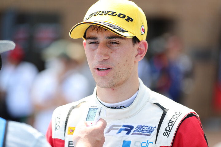 決勝2位のエンツォ・トゥルーリ（TOM'S FORMULA）