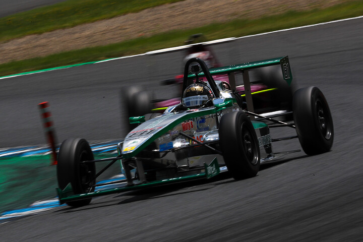 予選4位は池内比悠（群馬トヨペットTeam RiNoA ED）