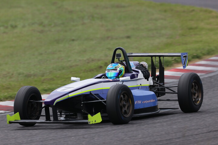 予選4位は山口大耀（y_tech rev racing garage）