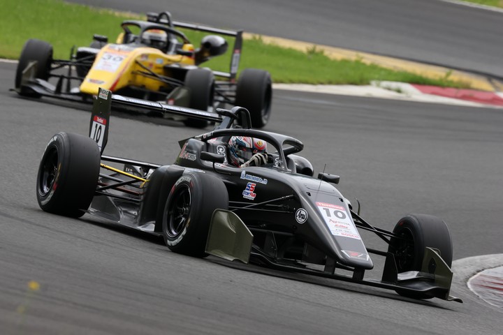 予選2位は堤優威（Rn-sports F320）