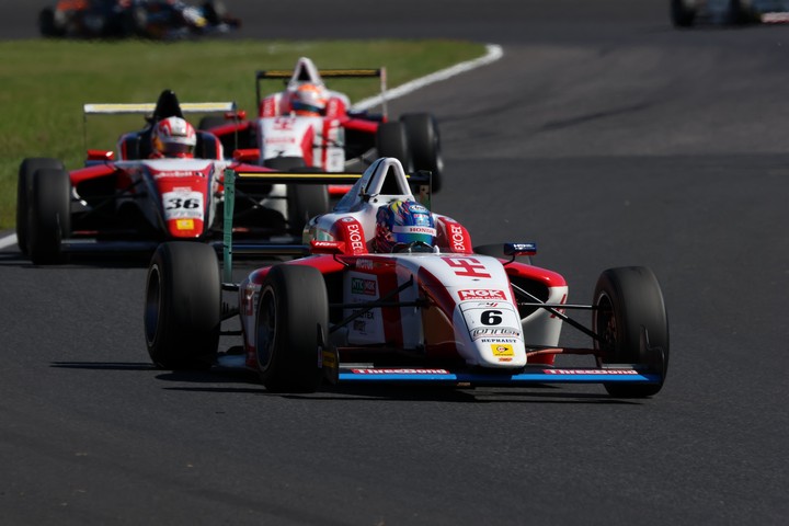 決勝3位は野村勇斗（HFDP RACING TEAM）