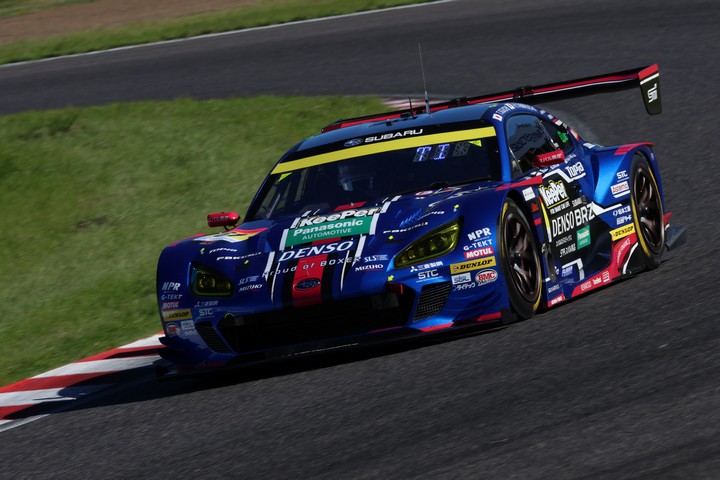 GT300クラスポールポジションはSUBARU BRZ R&D SPORT（井口卓人／山内英輝）