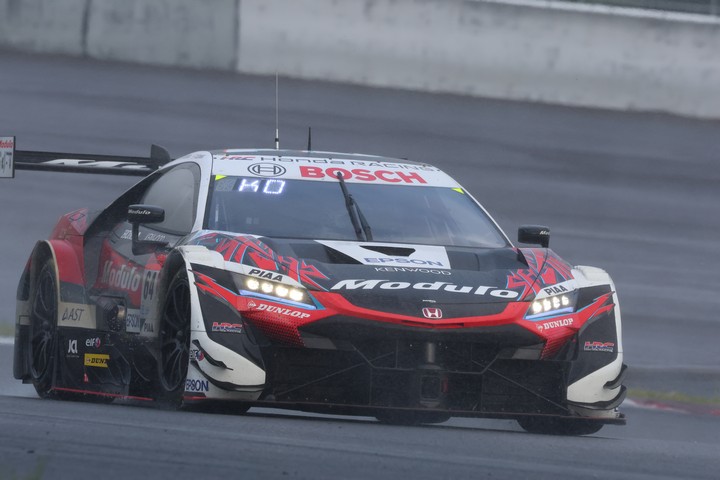GT500クラス決勝2位はModulo NSX-GT（伊沢拓也／太田格之進）