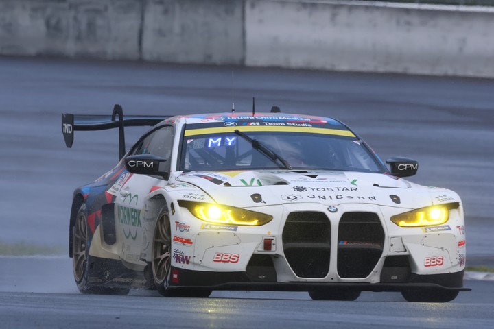 GT300クラス決勝2位はStudie BMW M4（荒聖治／柳田真孝）