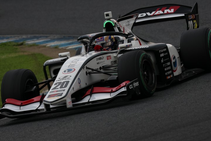 決勝2位は平川亮（ITOCHU ENEX TEAM IMPUL SF23）