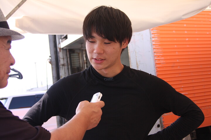 リタイアした大村海太（ハンマーレーシング10V）