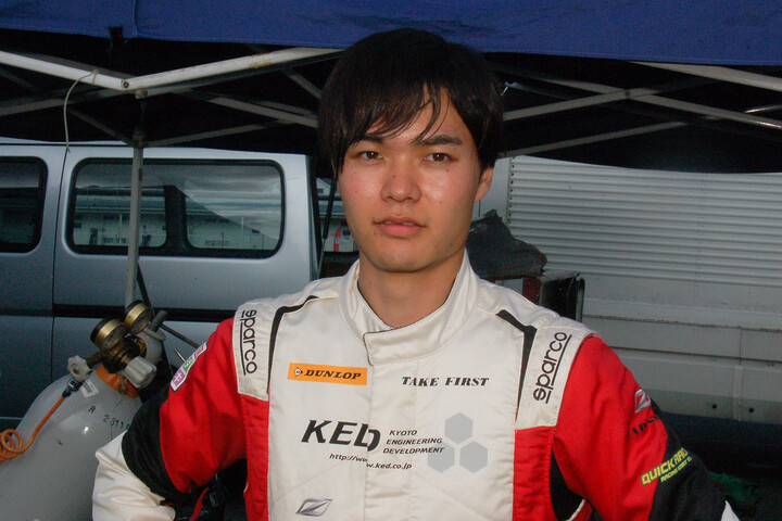 ポールポジションの白崎稜（TAKE FIRSTスタッフリソース）