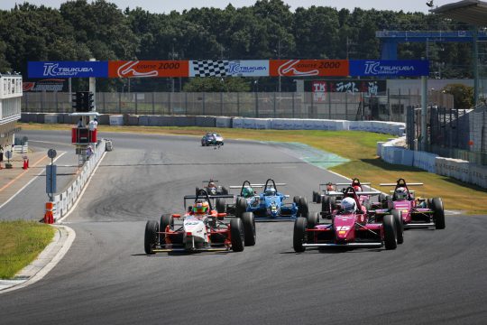 決勝がスタートした