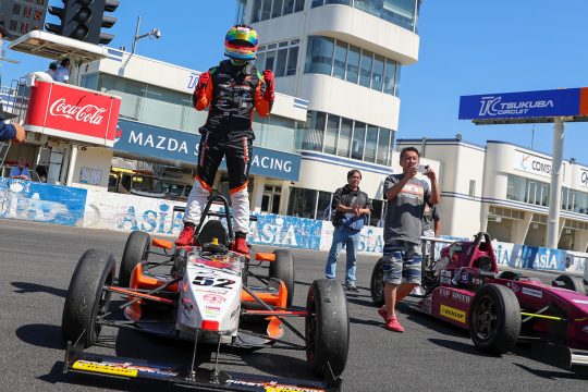 優勝した小村明生（FガレージENABLING）