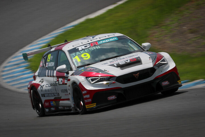 ポールポジションは末廣武士（バースレーシングプロジェクト【BRP】）