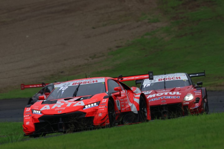 GT500クラス優勝はARTA MUGEN NSX-GT（野尻智紀／大湯都史樹）