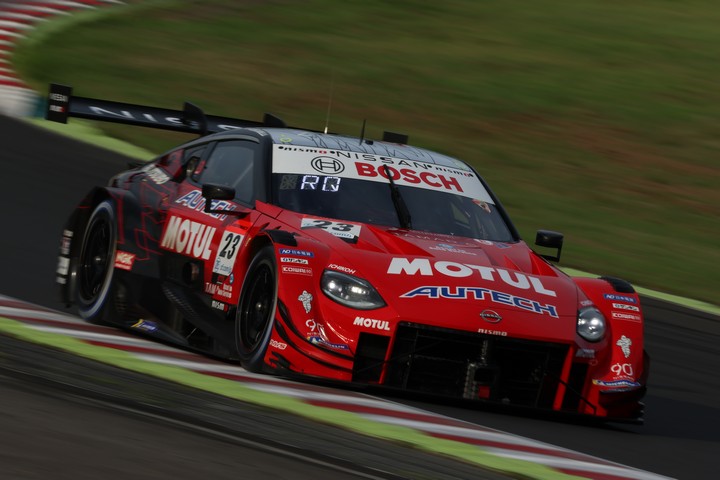 GT500クラス予選2位はMOTUL AUTECH Z（松田次生／ロニー・クインタレッリ）