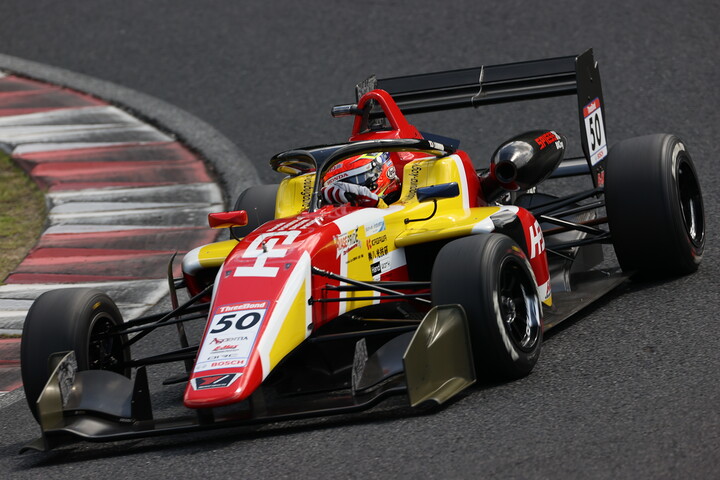第13戦予選4位、第14戦予選3位の木村偉織（HFDP WITH B-MAX RACING）