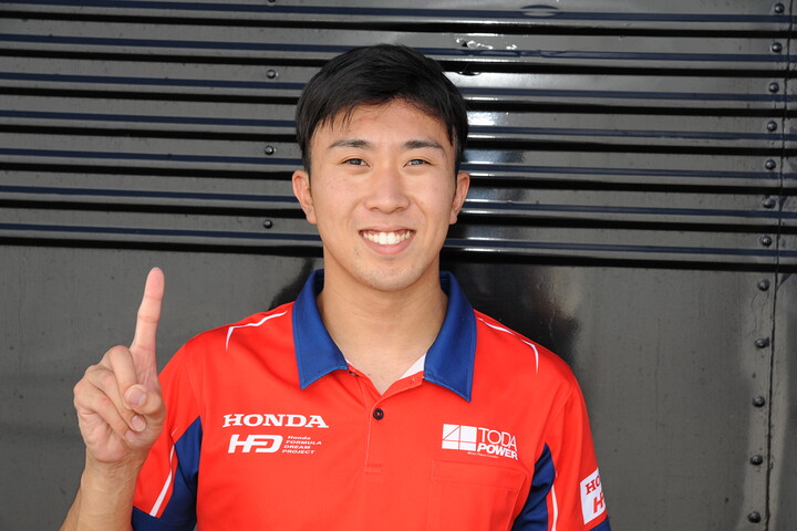 ポールポジションを獲得した小出峻（TODA RACING）