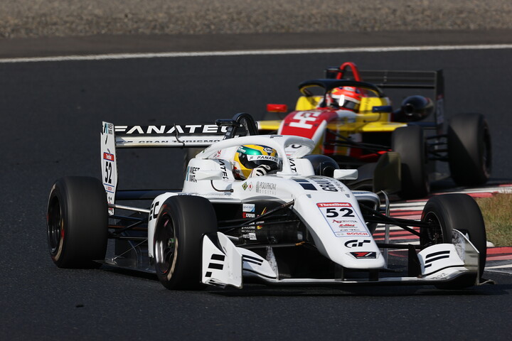 決勝2位はイゴール・オオムラ・フラガ（FANATEC-GRAN TURISMO with B-MAX）