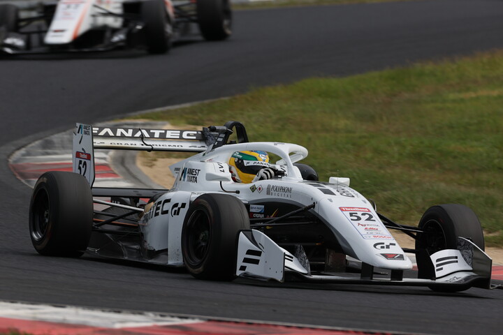 決勝2はイゴール・オオムラ・フラガ（FANATEC-GRAN TURISMO with B-MAX）