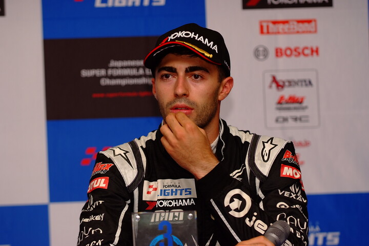 決勝記者会見：3位のデビッド・ビダーレス（B-MAX RACING TEAM）