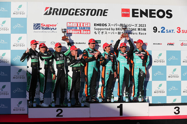 ST-1クラスの表彰式