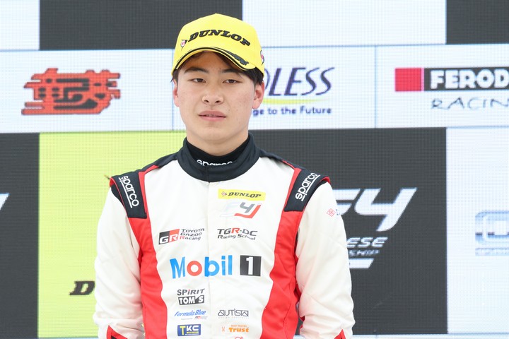 決勝2位の中村仁（TGR-DC Racing School）