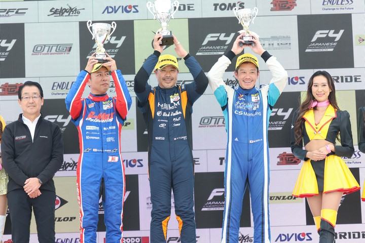 インディペンデントカップの表彰式