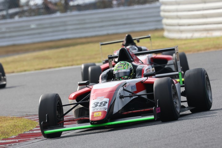 決勝2位は奥本隼士（TGR-DC RSフィールドF4）