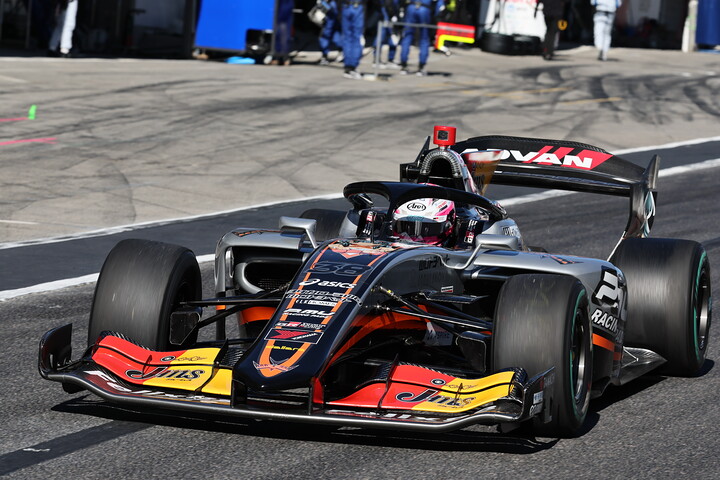 予選5位は坪井翔（P. MU/CERUMO・INGING SF23）