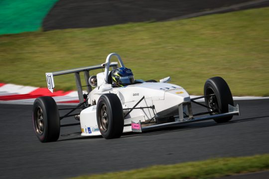 予選2位は白崎稜（TAKE FIRSTスタッフリソース）