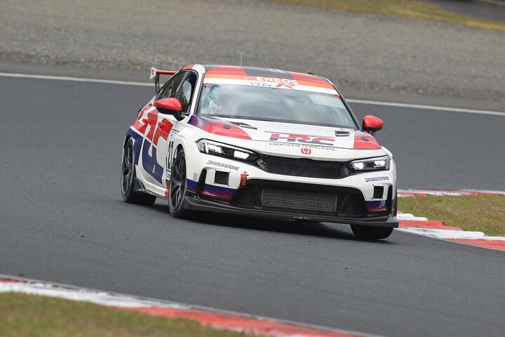 ST-QクラストップタイムはCIVIC TYPE R CNF-R（武藤英紀／伊沢拓也／大津弘樹）