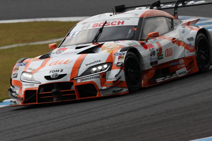 GT500クラス優勝はau TOM'S GR Supra（坪井翔／宮田莉朋）
