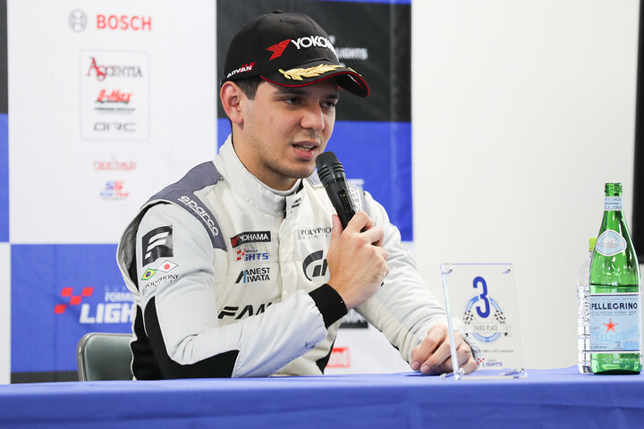 決勝記者会見：3位のイゴール・オオムラ・フラガ（B-MAX RACING TEAM）