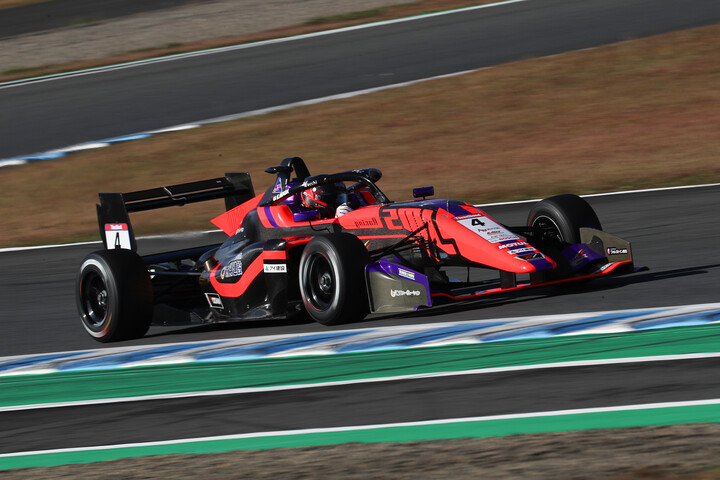 マスタークラスポールポジションは今田信宏（JMS RACING with B-MAX）