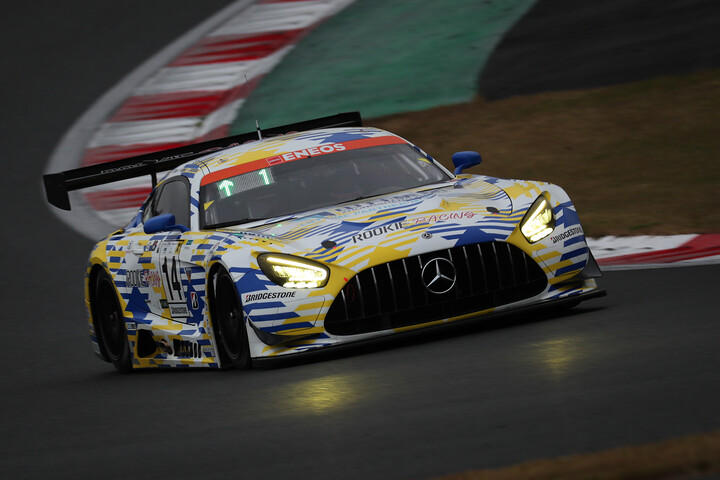 ST-Xクラスポールポジションは中升ROOKIE AMG GT3（鵜飼龍太／蒲生尚弥／平良響／片岡龍也）