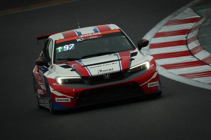 ST-TCRクラスポールポジションはRacer HFDP CIVIC（遠藤光博／中野信治／小林崇志）