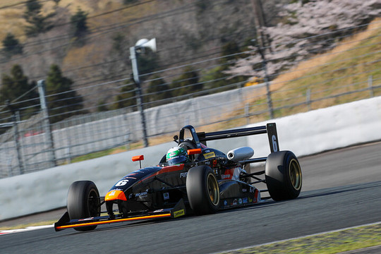 予選2位は佐々木孝太（ファーストガレージ&ISP）