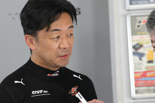 ジェントリマンクラスポールポジションの河野靖喜(ファーストガレージ&ISP) ジェントリマンクラスポールポジションの河野靖喜(ファーストガレージ&ISP)