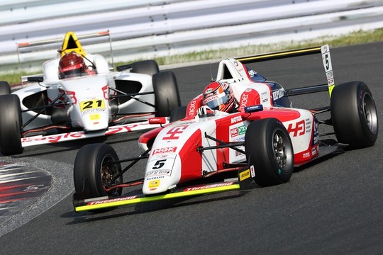 第5戦、第6戦とも予選3位の三井優介（HFDP RACING TEAM）