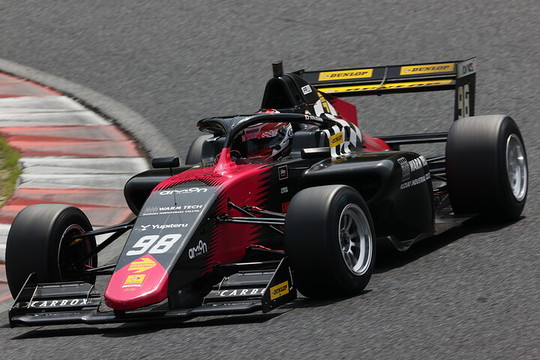 第3戦レース7ポールポジションの小川颯太（Bionic Jack Racing F111/3）