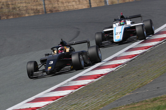 決勝3位は澤龍之介（Sutekina Racing）