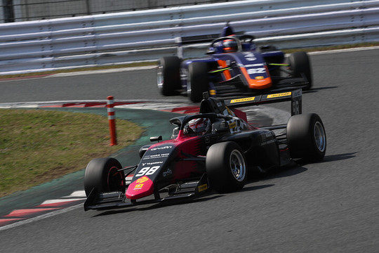 決勝2位は小川颯太（Bionic Jack Racing Scholarship FRJ）