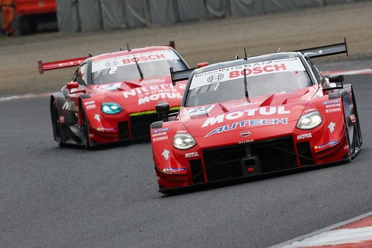 レースはMOTUL AUTECH ZとNiterra MOTUL Z、NISMOの1-2で幕を閉じた