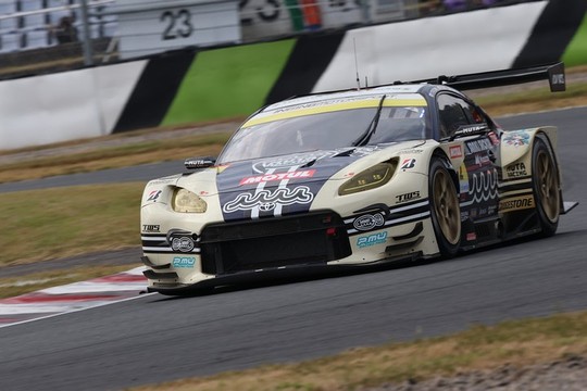 GT300クラスポールポジションはmuta Racing GR86 GT（堤優威／平良響／加藤寛規）